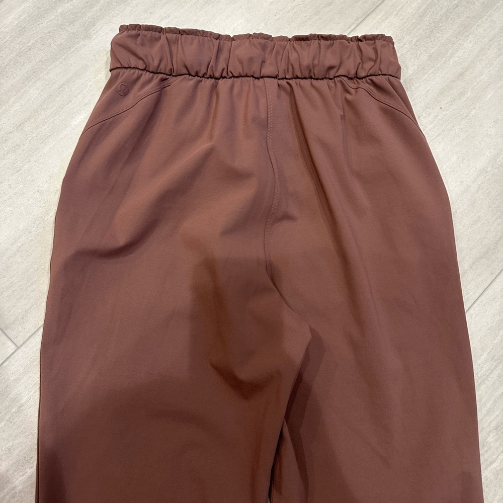 Lululemon High Rise Stretch Joggers - Picture 10 of 10